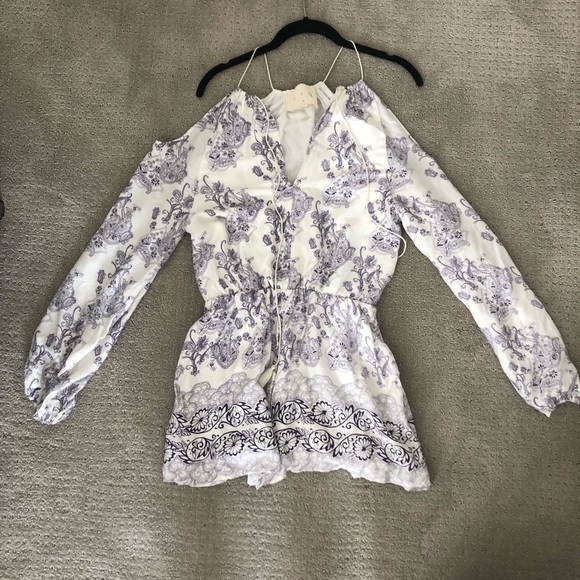 The Jetset Diaries purple and white romper - Picture 2 of 3